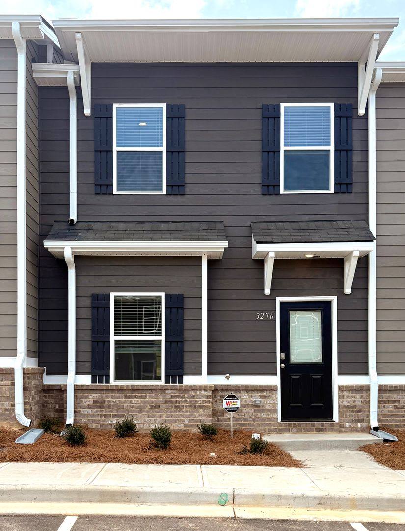 Townhouse for rent at 3276 Hamlet Loop, Opelika, AL 36801