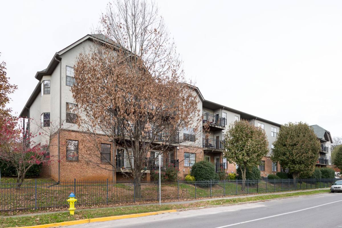Condo for rent at 2201 Lake Ave, Knoxville, TN 37916