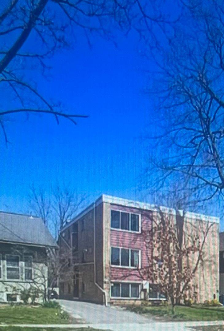 Apartment for rent at 913 Dewey, Ann Arbor, MI 48104