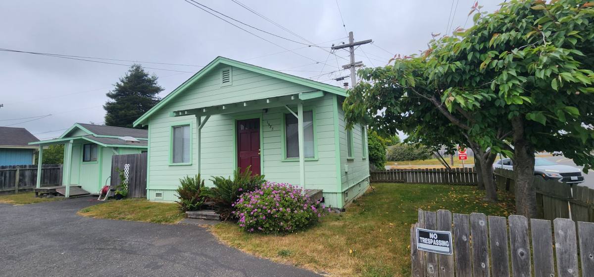 Apartment for rent at 1983 Sutter Rd, McKinleyville, CA 95519