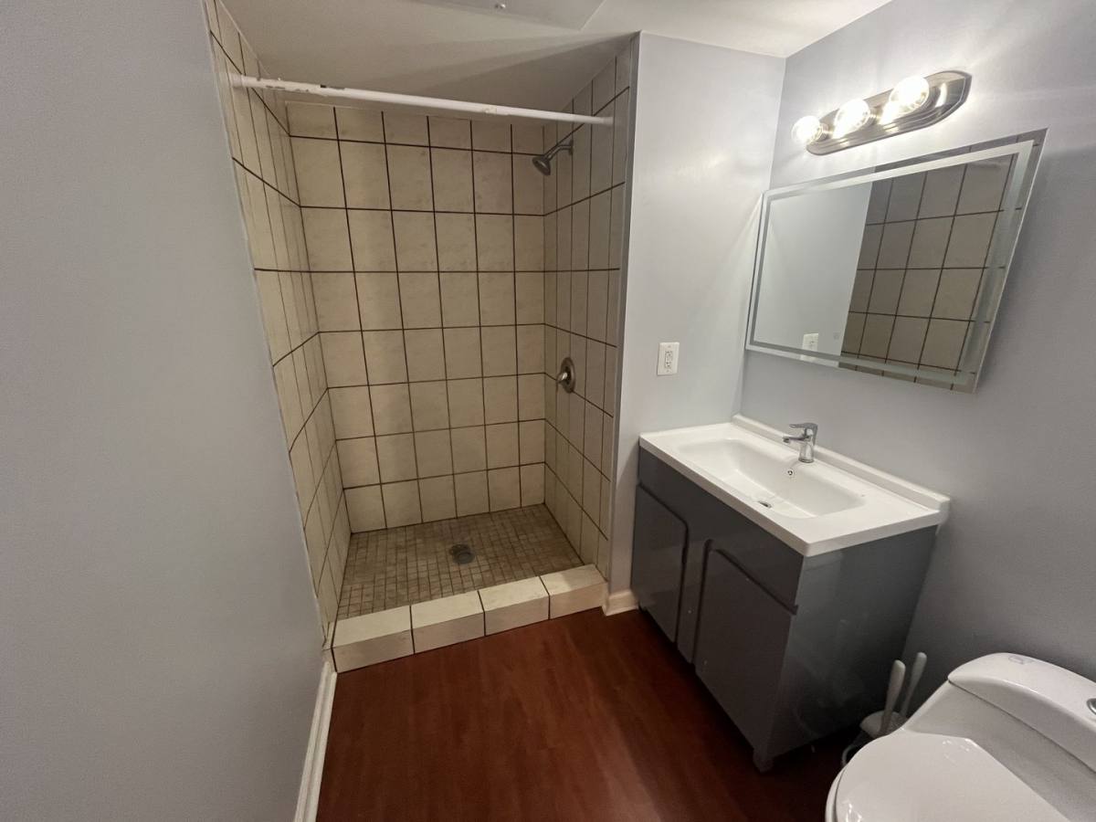Apartment for rent at 92 W Washington St, Hagerstown, MD 21740