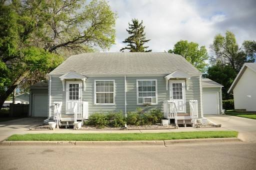 Apartment for rent at 815 7th Ave NW, Minot, ND 58703