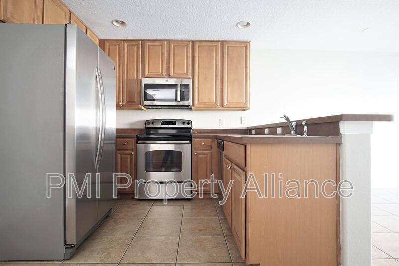 Townhouse for rent at 3530 Caruso Place, Oviedo, FL 32765