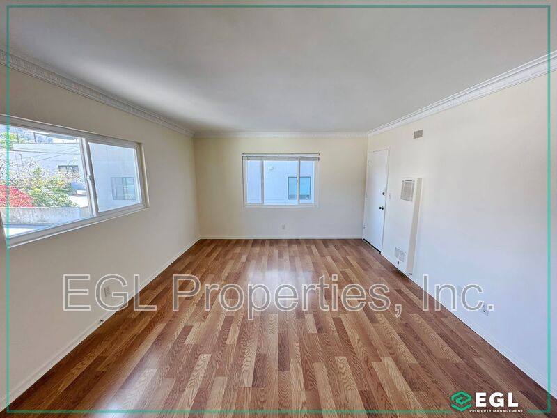 House for rent at 722 S Wilton Place #8, Los Angeles, CA 90005