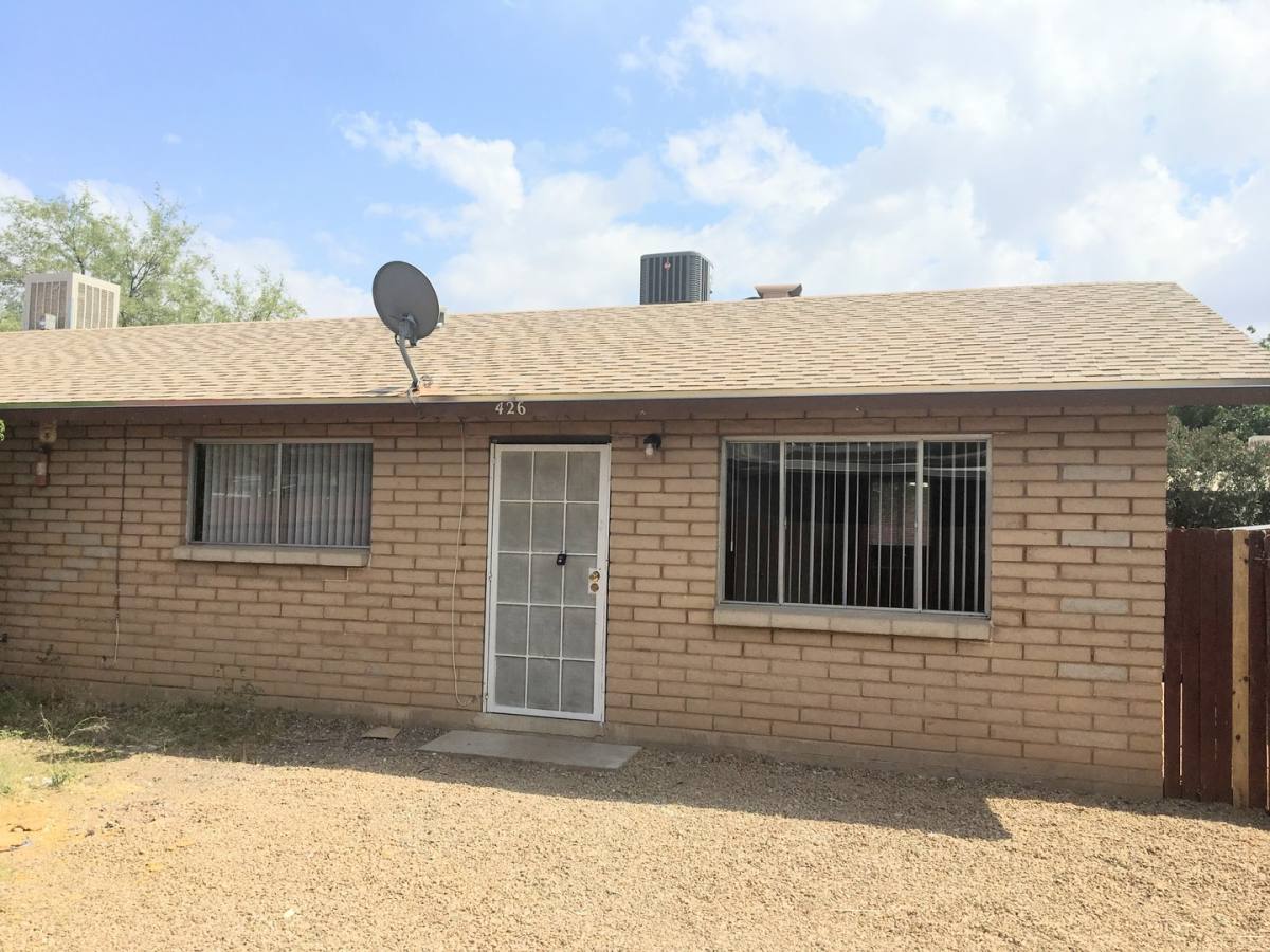 House for rent at 426 E Navajo Rd, Tucson, AZ 85705
