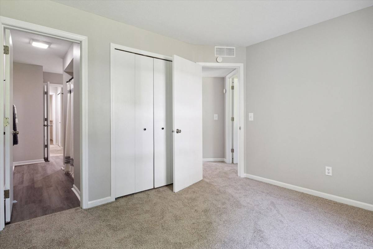 Apartment for rent at 2002 Raintree Dr, Elkhart, IN 46514