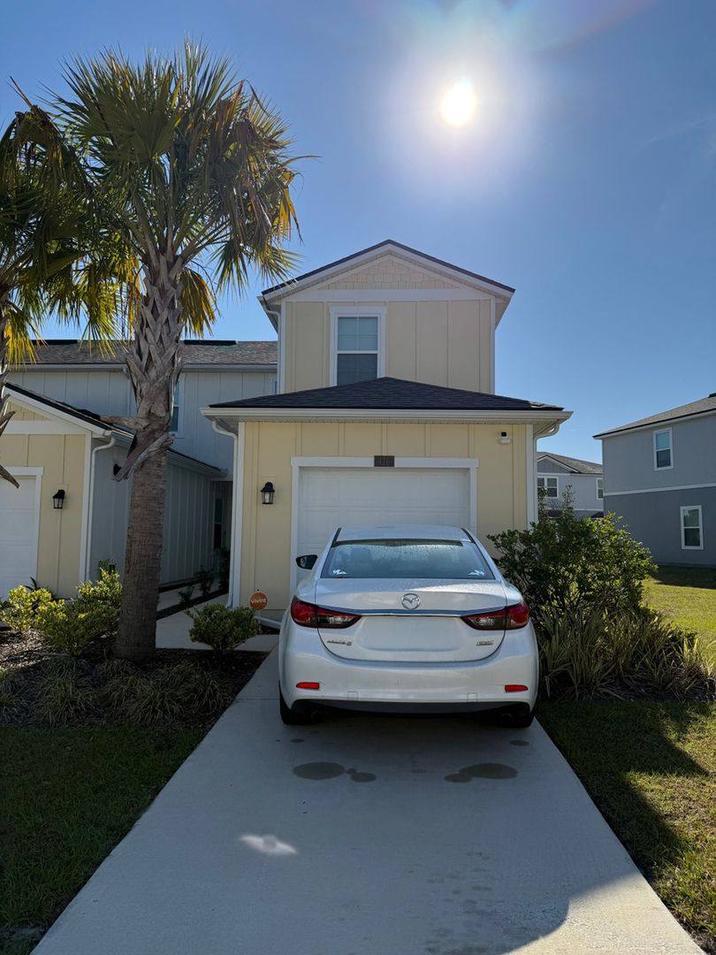 Townhouse for rent at 476 Coastline Way, Saint Augustine, FL 32092