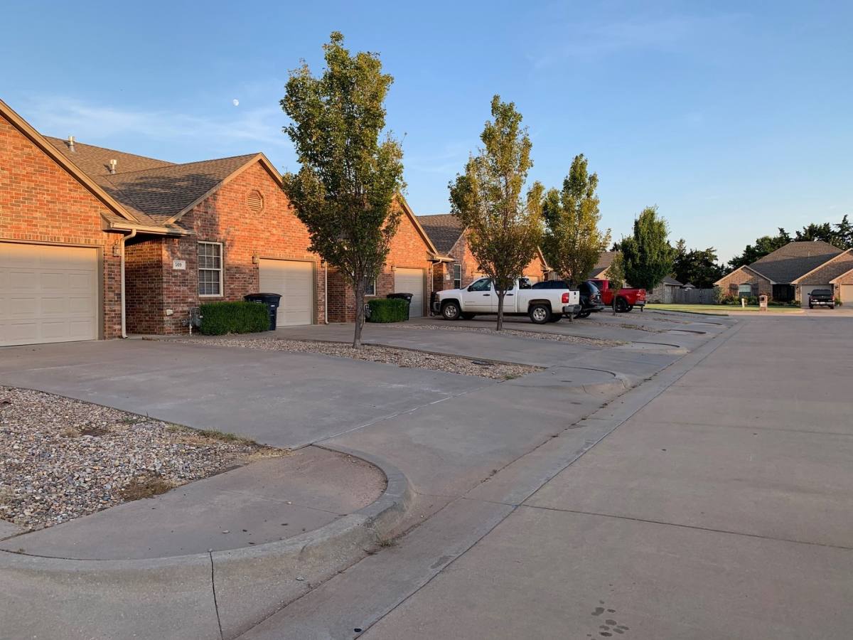 Townhouse for rent at 501 - 530 Cumberland Trail, Enid, OK 73703