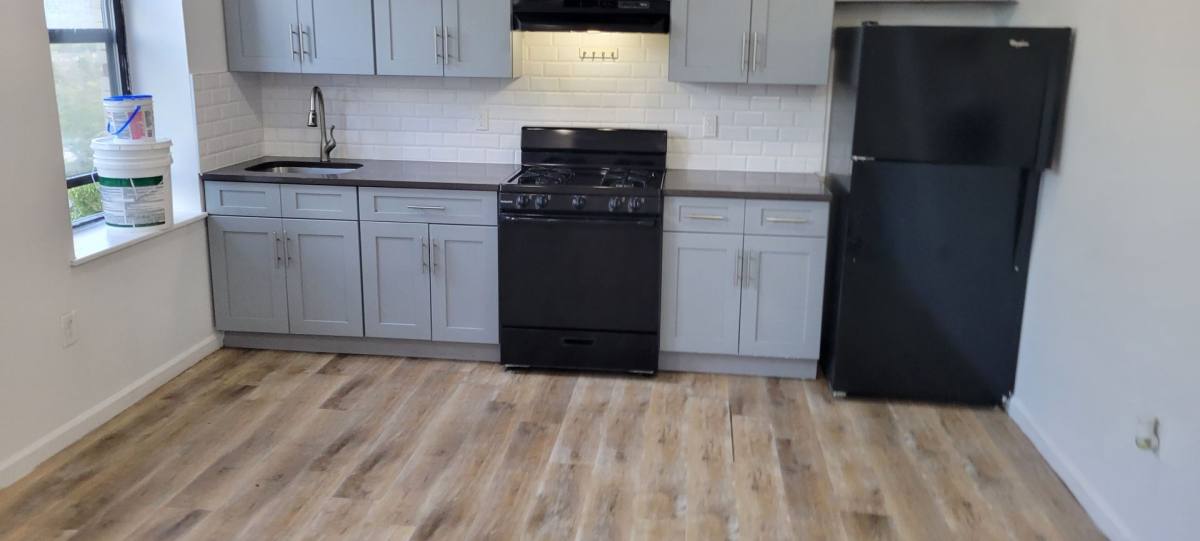 Apartment for rent at 68 Garside St, Newark, NJ 07104