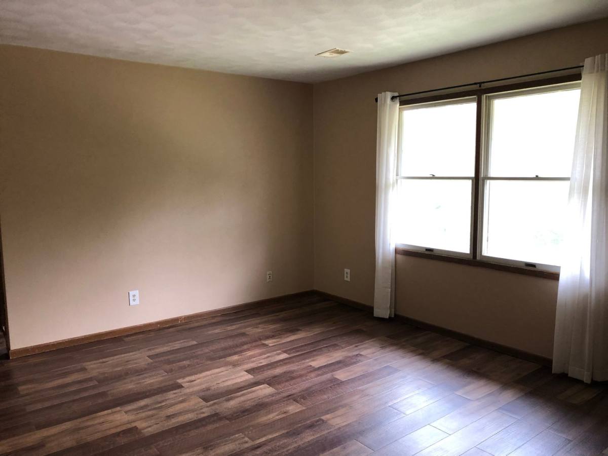 Apartment for rent at 8909 35th St W, Rock Island, IL 61201