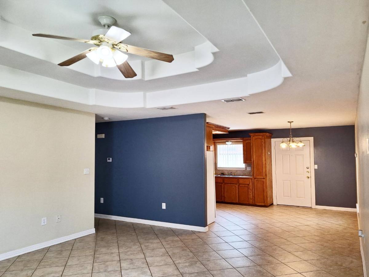 Apartment for rent at 2118 Aruba Dr #4, Edinburg, TX 78541
