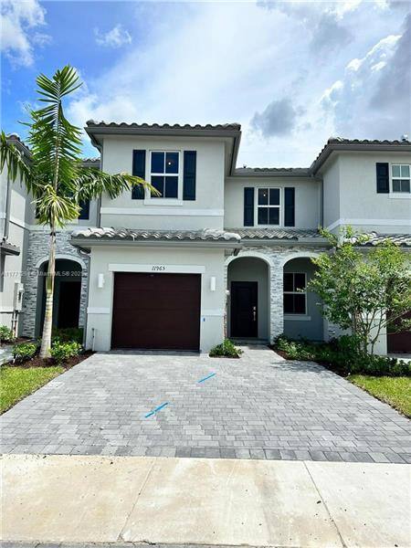 Townhouse for rent at 11965 NW 47th Manor, Hollywood, FL 33027