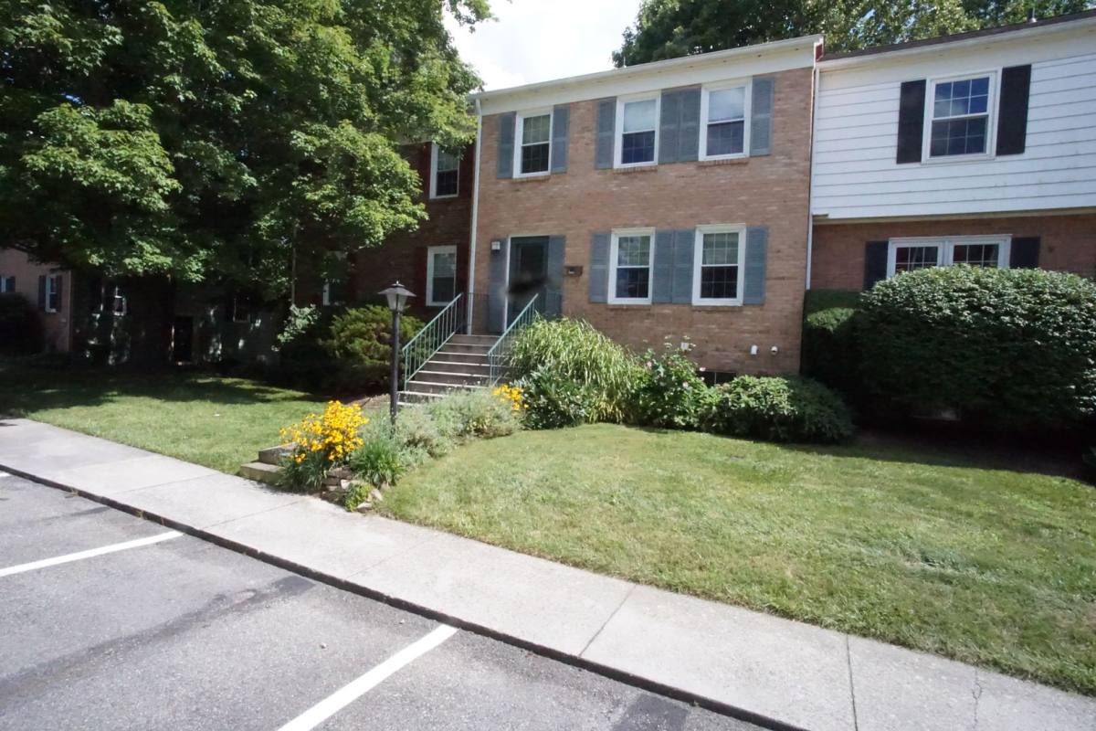 Townhouse for rent at 2715 Chelsea Court, Blacksburg, VA 24060
