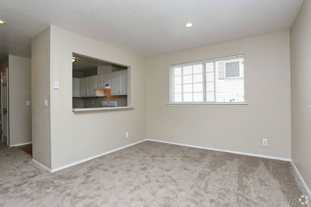 Townhouse for rent at 12441 Chickadee Lane, Silverdale, WA 98383