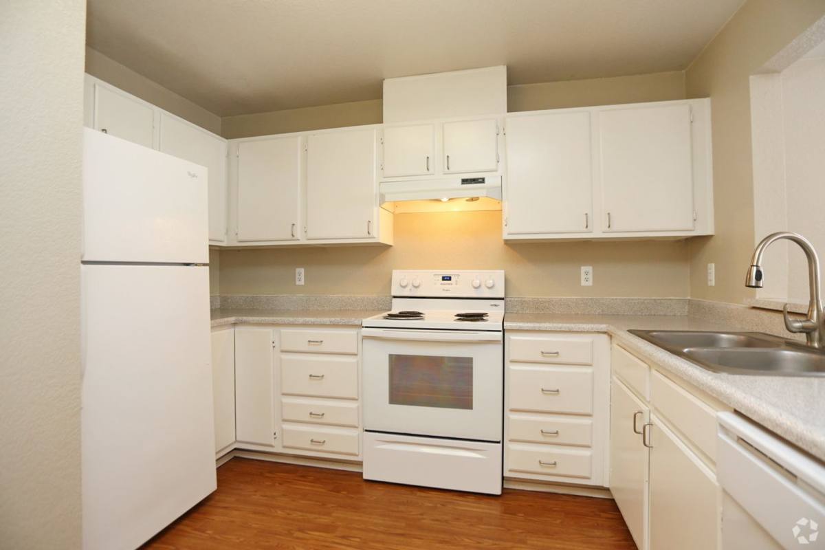 Townhouse for rent at 12441 Chickadee Lane, Silverdale, WA 98383