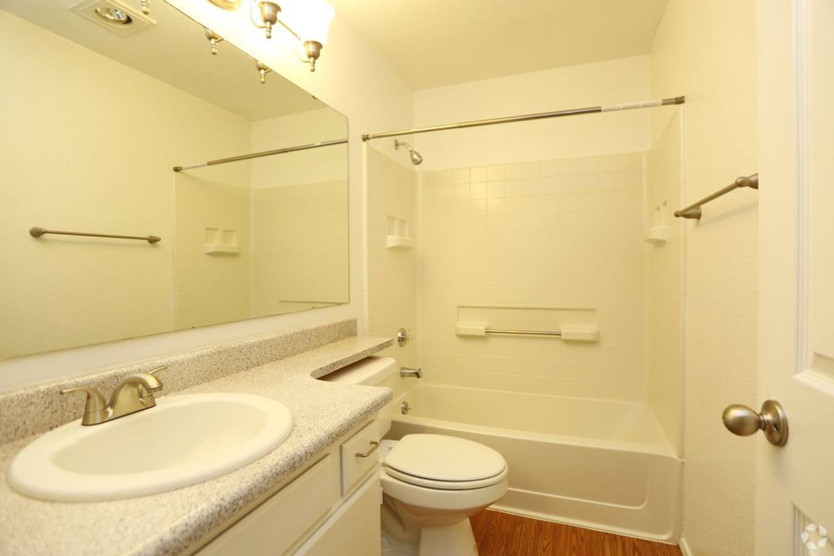 Townhouse for rent at 12441 Chickadee Lane, Silverdale, WA 98383