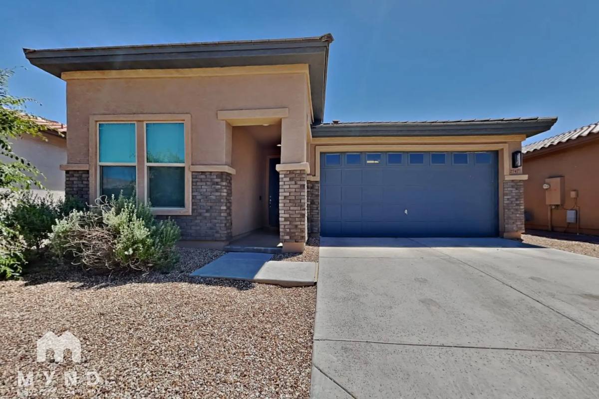House for rent at 2747 W Apollo Rd, Phoenix, AZ 85041