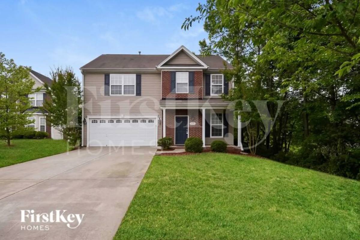3168 Rock Pond Circle, High Point, NC 27265