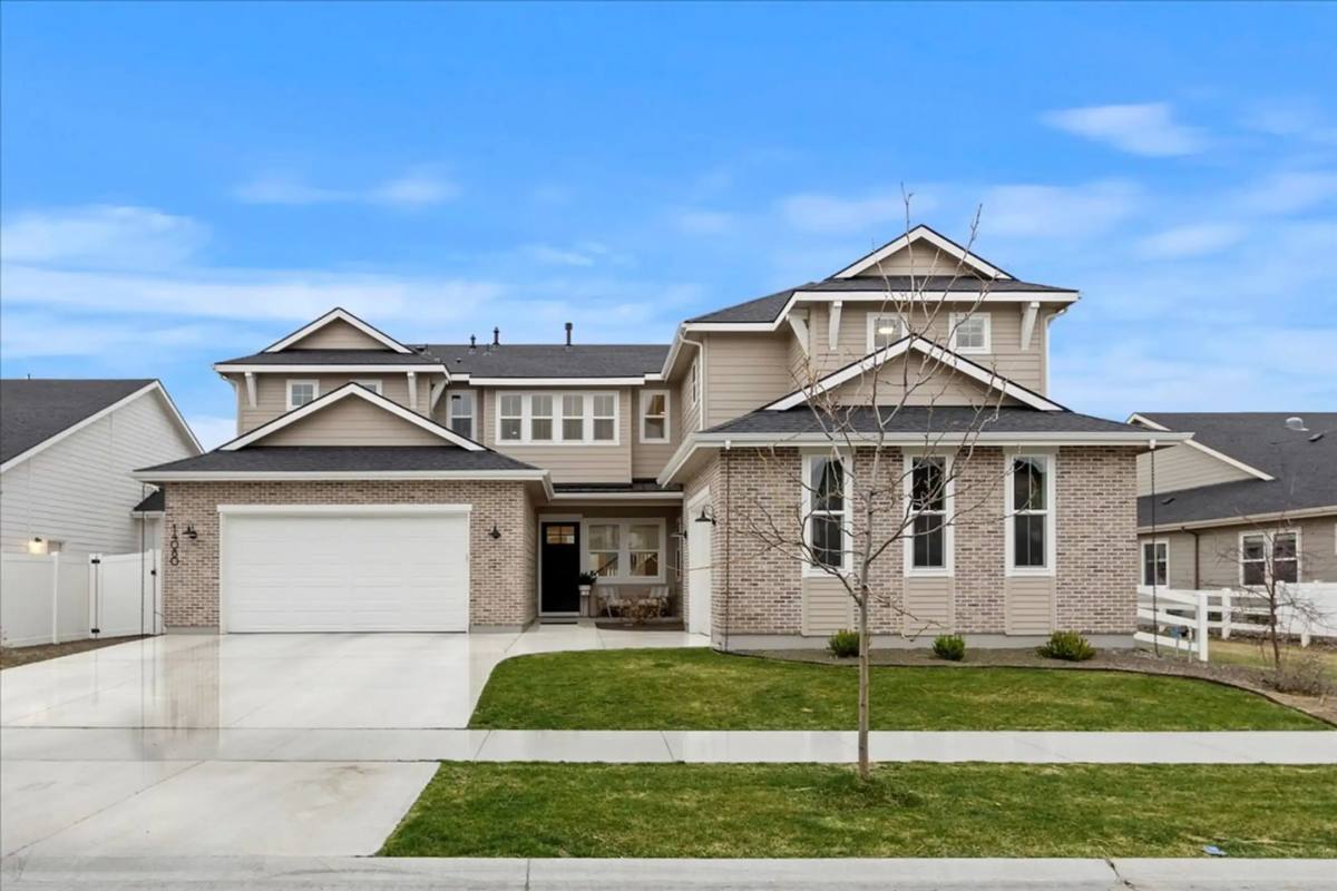 House for rent at 14080 N Elk Track Ave, Garden City, ID 83714
