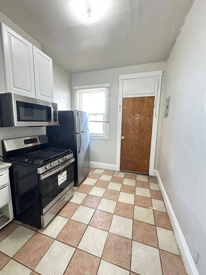 Apartment for rent at 122 S Broadway, Denver, CO 80209