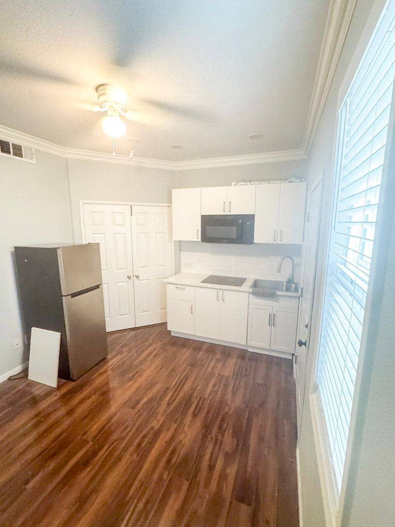 Apartment for rent at 17690 Camino Sonrisa, Moreno Valley, CA 92551