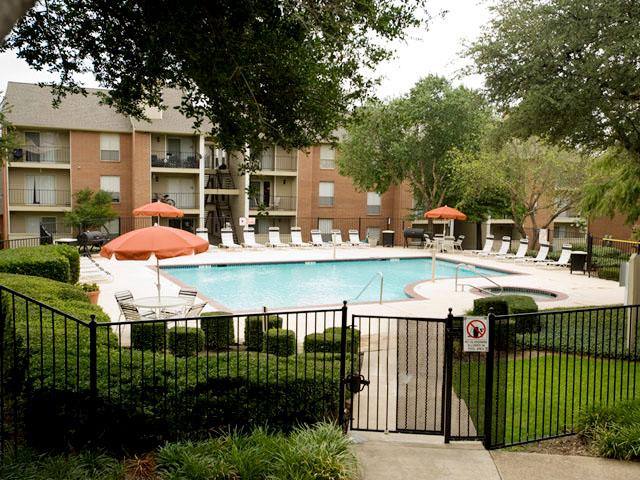 Apartment for rent at 3000 Bedford Rd, Bedford, TX 76021