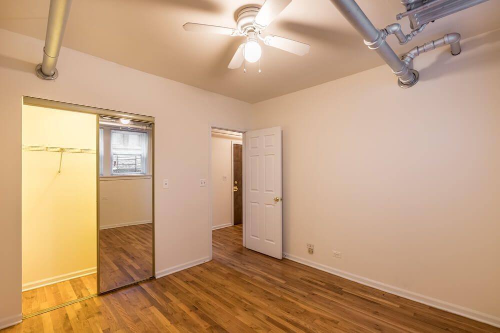 Apartment for rent at 722 W Barry Ave #2S, Chicago, IL 60657