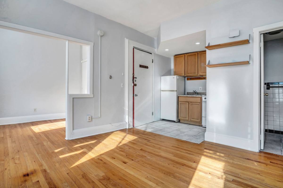 Apartment for rent at 42 Trumbull St, New Haven, CT 06510