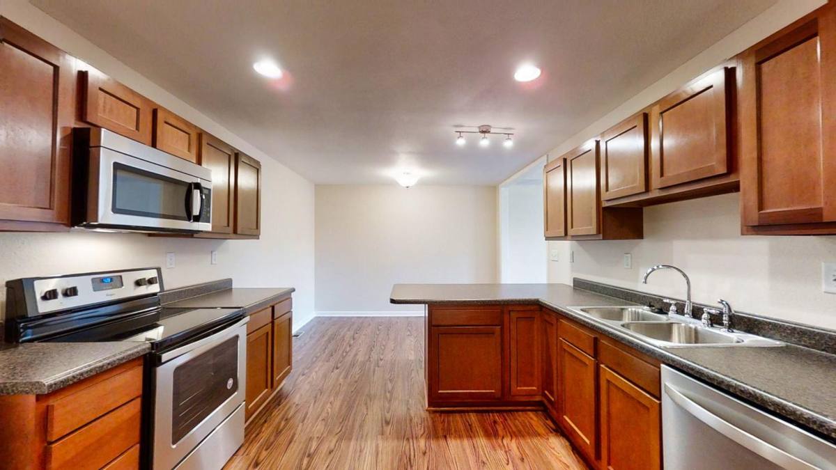 Apartment for rent at 901 Cates Dr, Mahomet, IL 61853