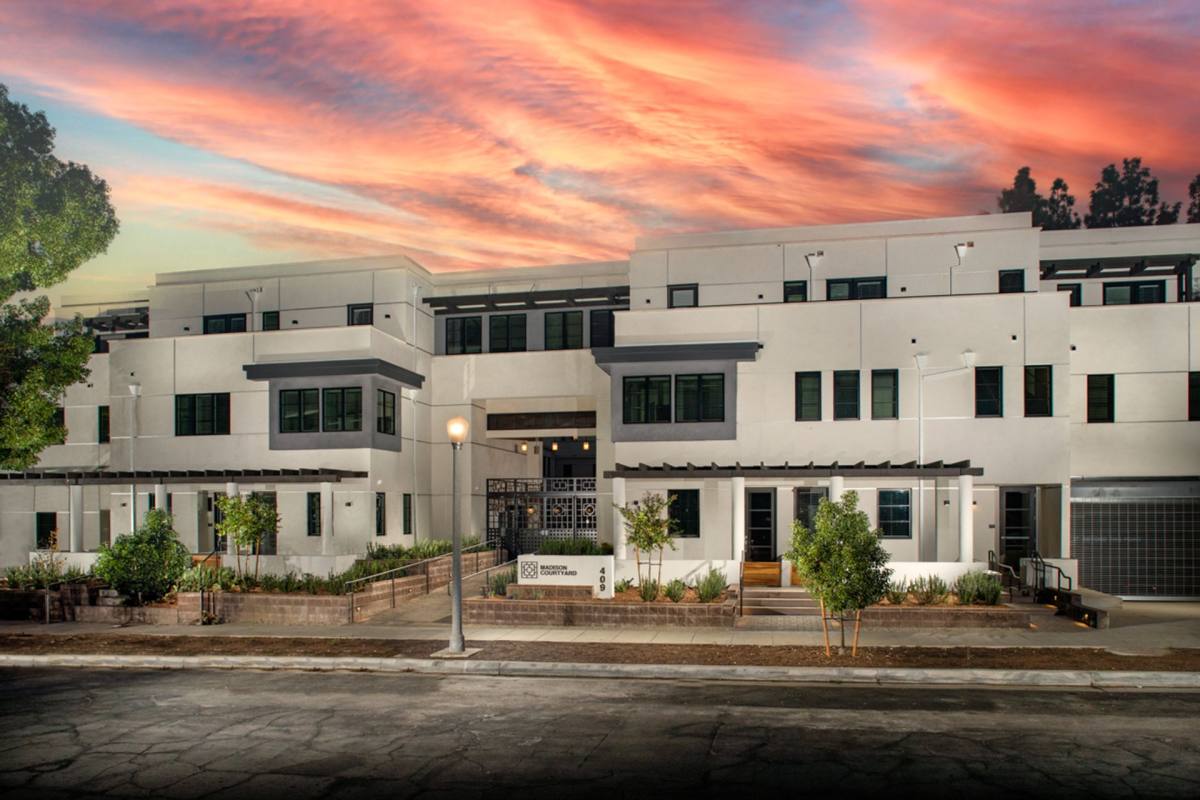 Apartment for rent at 409 N Madison Ave, Pasadena, CA 91101