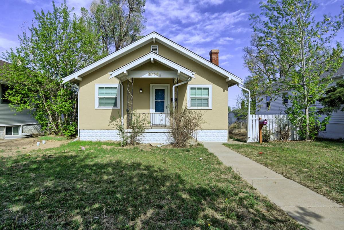 Apartment for rent at 2038 9th Ave, Greeley, CO 80631