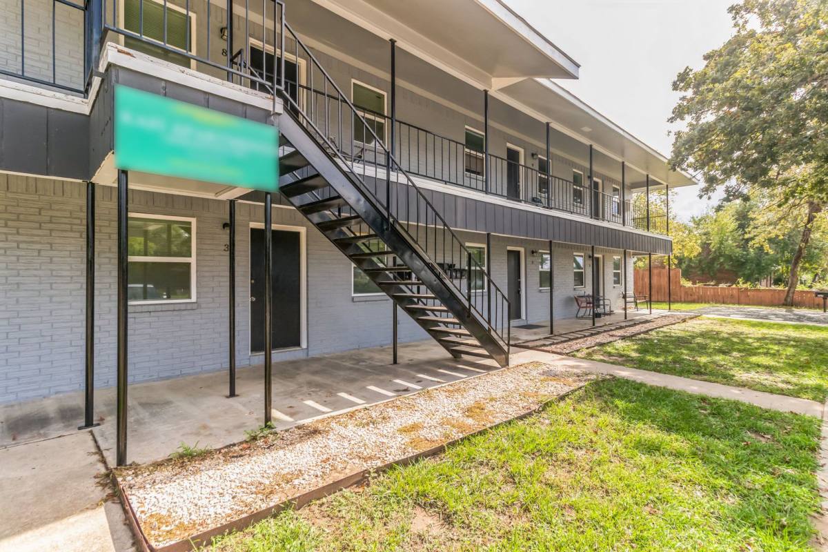 Apartment for rent at 306 Calhoun Dr, Rockdale, TX 76567