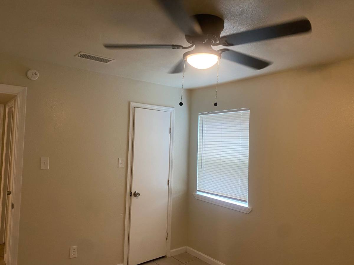 Apartment for rent at 306 Calhoun Dr, Rockdale, TX 76567
