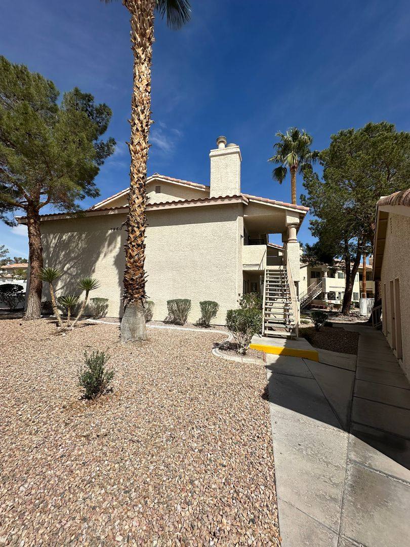 Condo for rent at 7960 Marblehead Way, Las Vegas, NV 89128