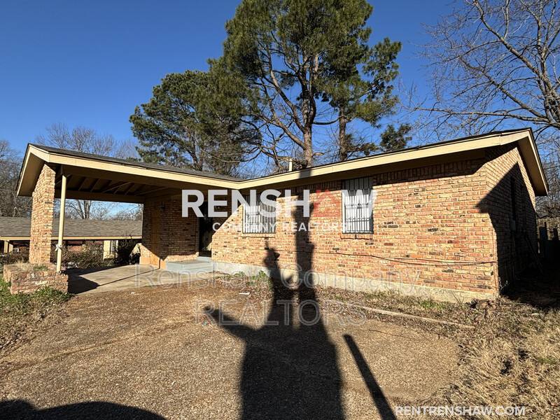 House for rent at 2240 Cassie Ave, Memphis, TN 38127