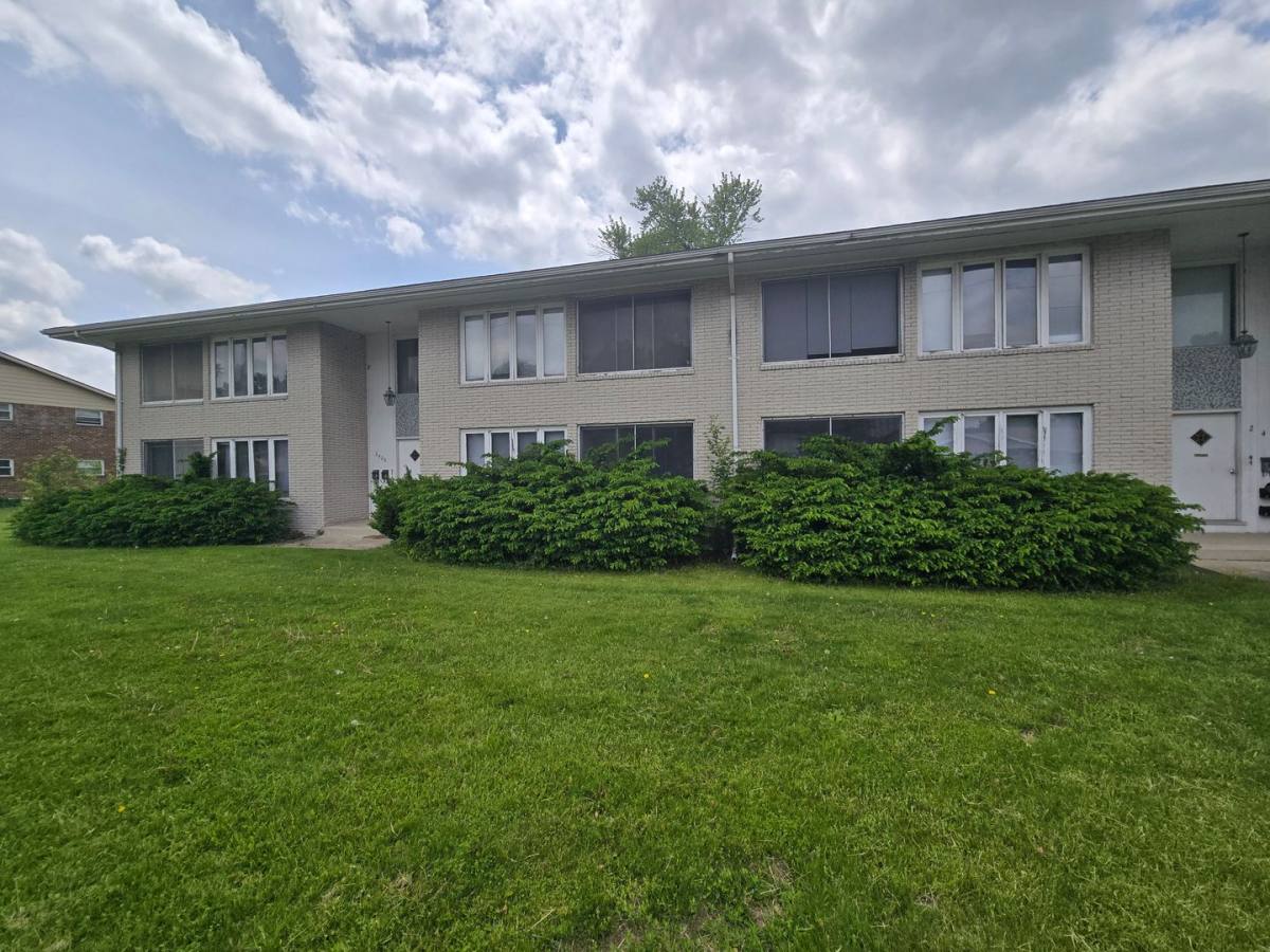 Apartment for rent at 2420 Eastgate Rd, Toledo, OH 43614