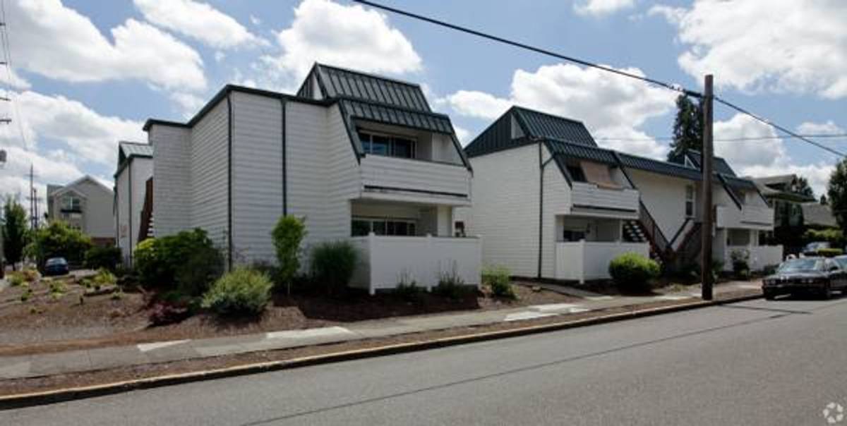 Apartment for rent at 5316 E Burnside St, Portland, OR 97215