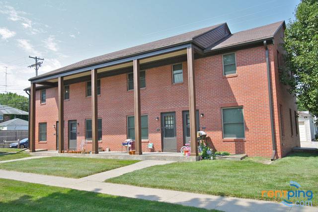 Apartment for rent at 3117 S St, Lincoln, NE 68502
