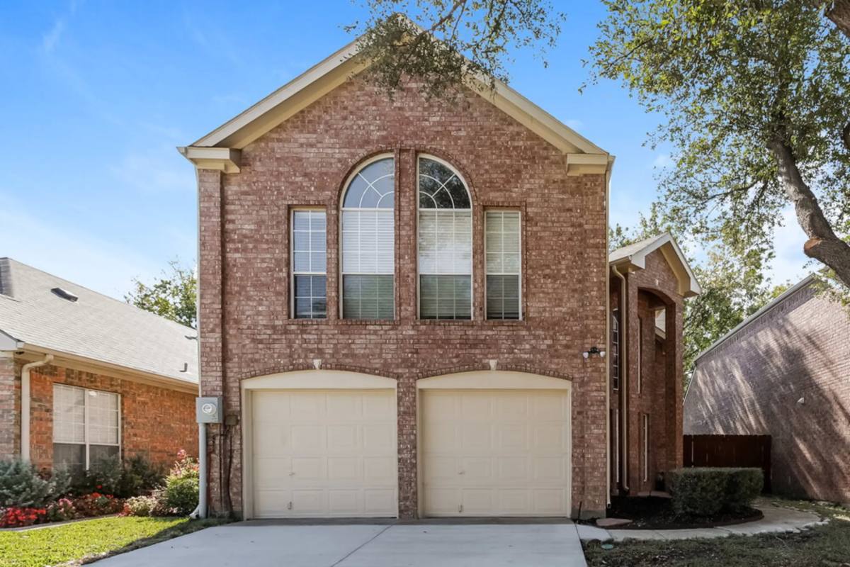 House for rent at 922 Golden Grove Dr, Lewisville, TX 75067