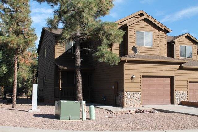 Townhouse for rent at 6118 E Starlight Ridge Parkway, Lakeside, AZ 85929