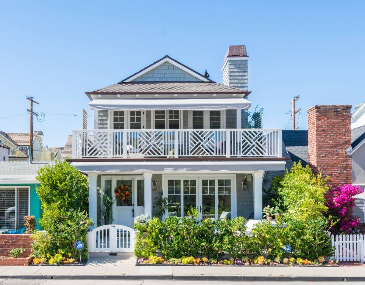 House for rent at 217 Coral Ave, Newport Beach, CA 92662