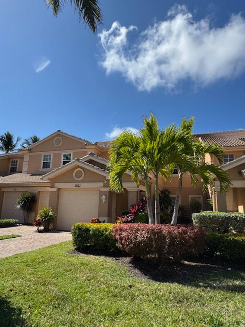 House for rent at 13821 Lake Mahogany Blvd #3812, Fort Myers, FL 33907