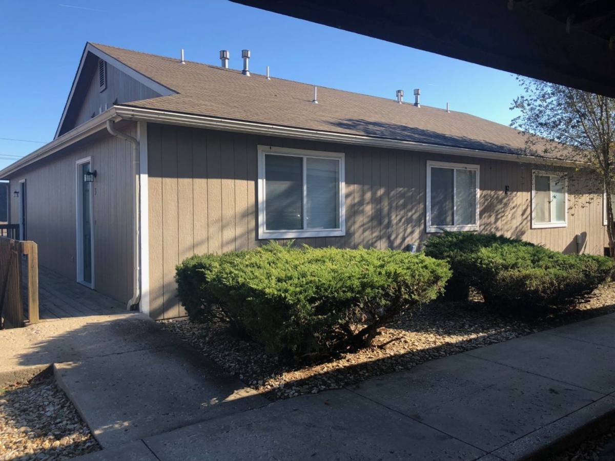 Apartment for rent at 501 527 California St, Lawrence, KS 66044