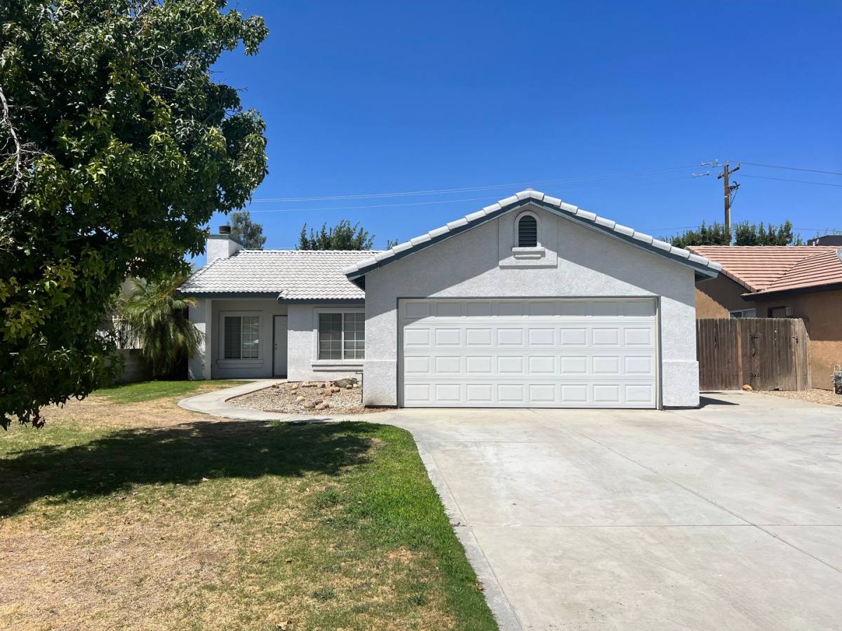 House for rent at 3616 Kathy Suzanne Way, Bakersfield, CA 93313