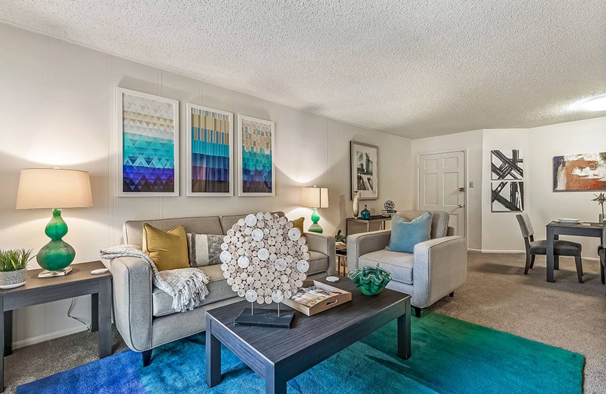 Apartment for rent at 1111 Lake Ave, Metairie, LA 70005