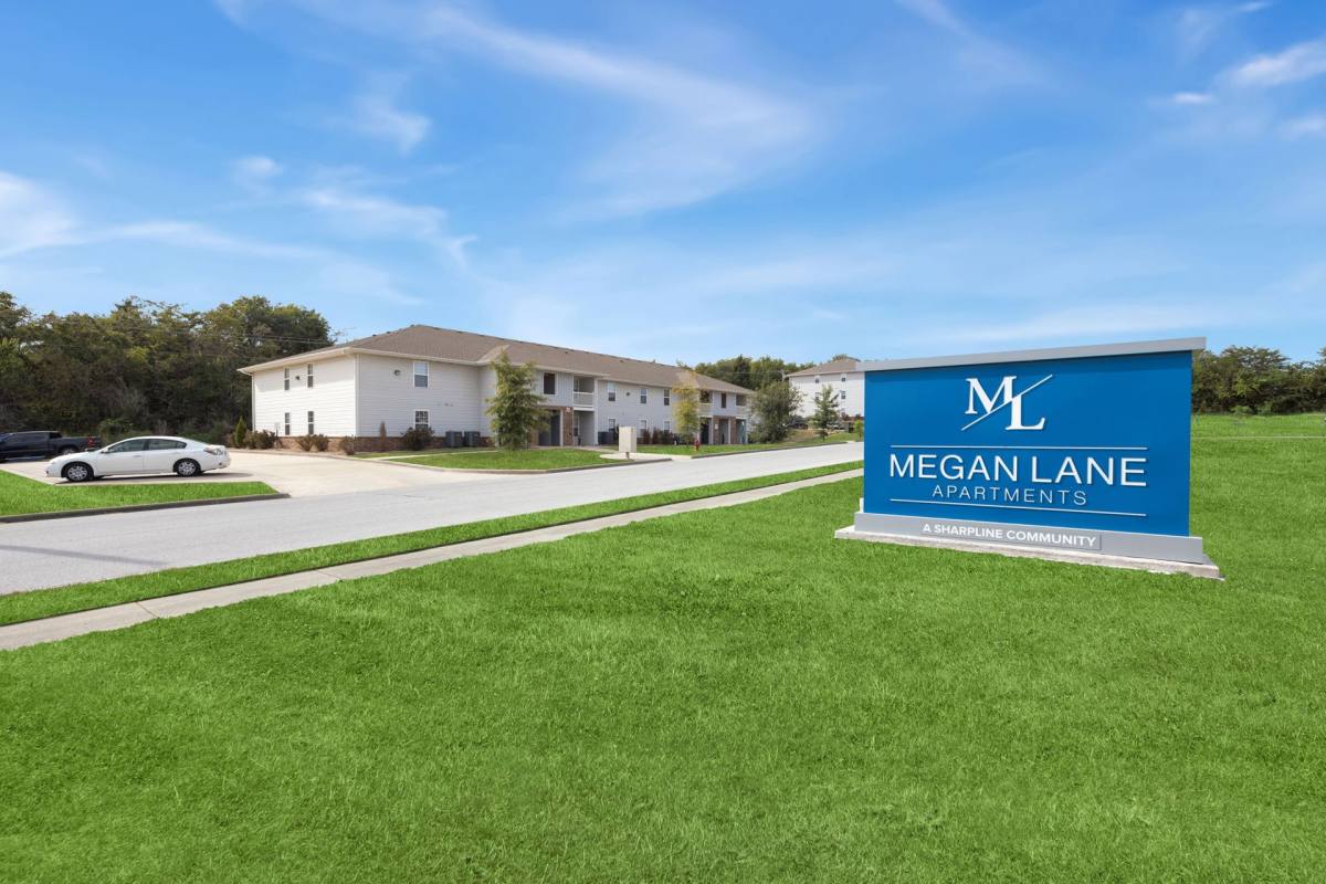 Apartment for rent at 933 Megan Lane, Willard, MO 65781
