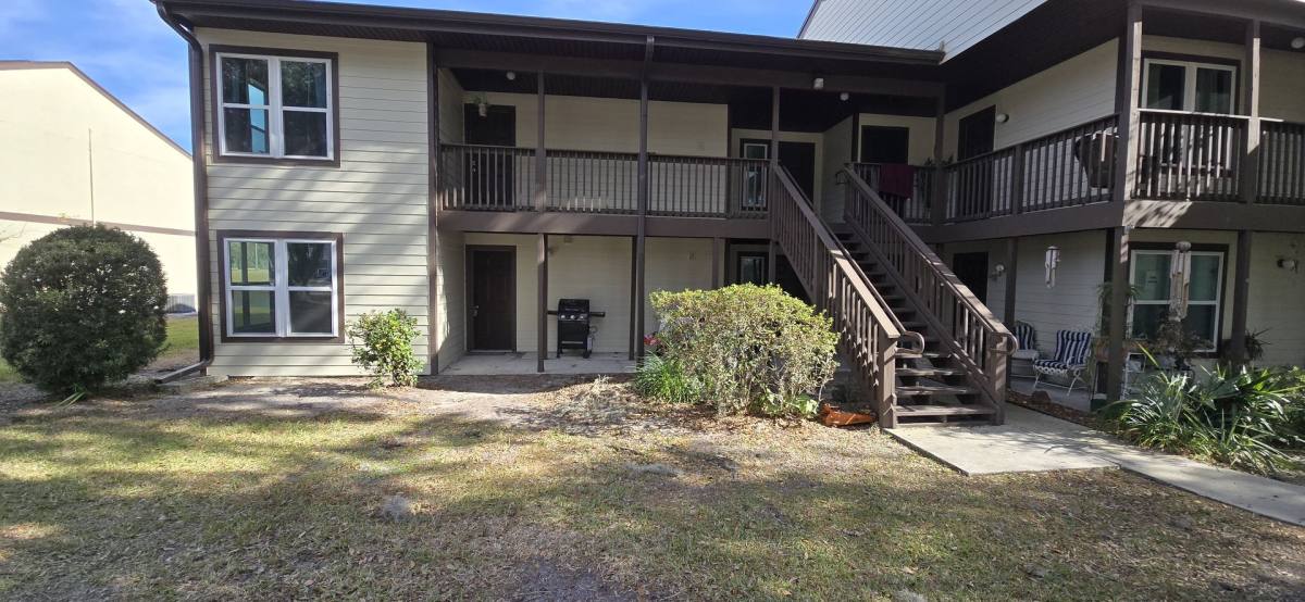 Condo for rent at 21101 Sandalwood Dr, Wildwood, FL 34785