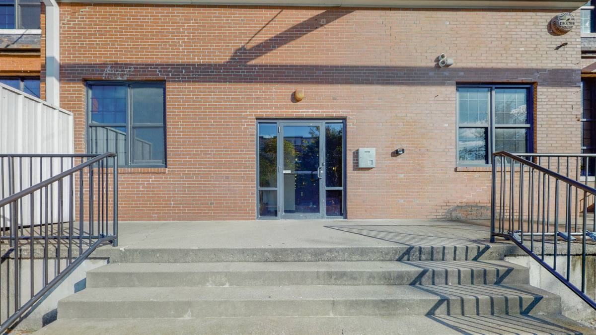 Condo for rent at 2520 S 3rd St, Louisville, KY 40208