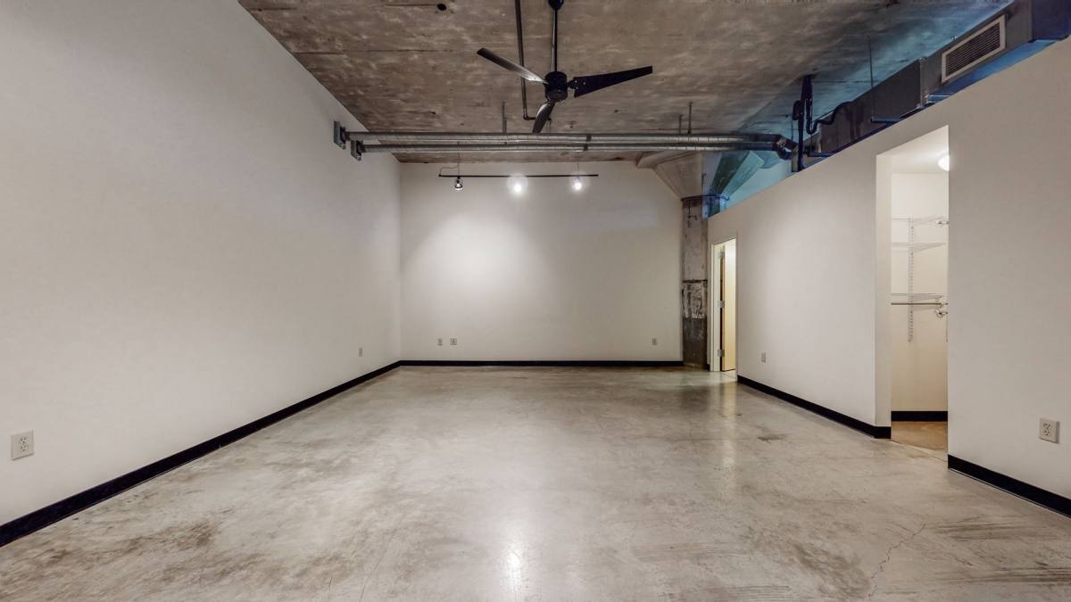 Condo for rent at 2520 S 3rd St, Louisville, KY 40208