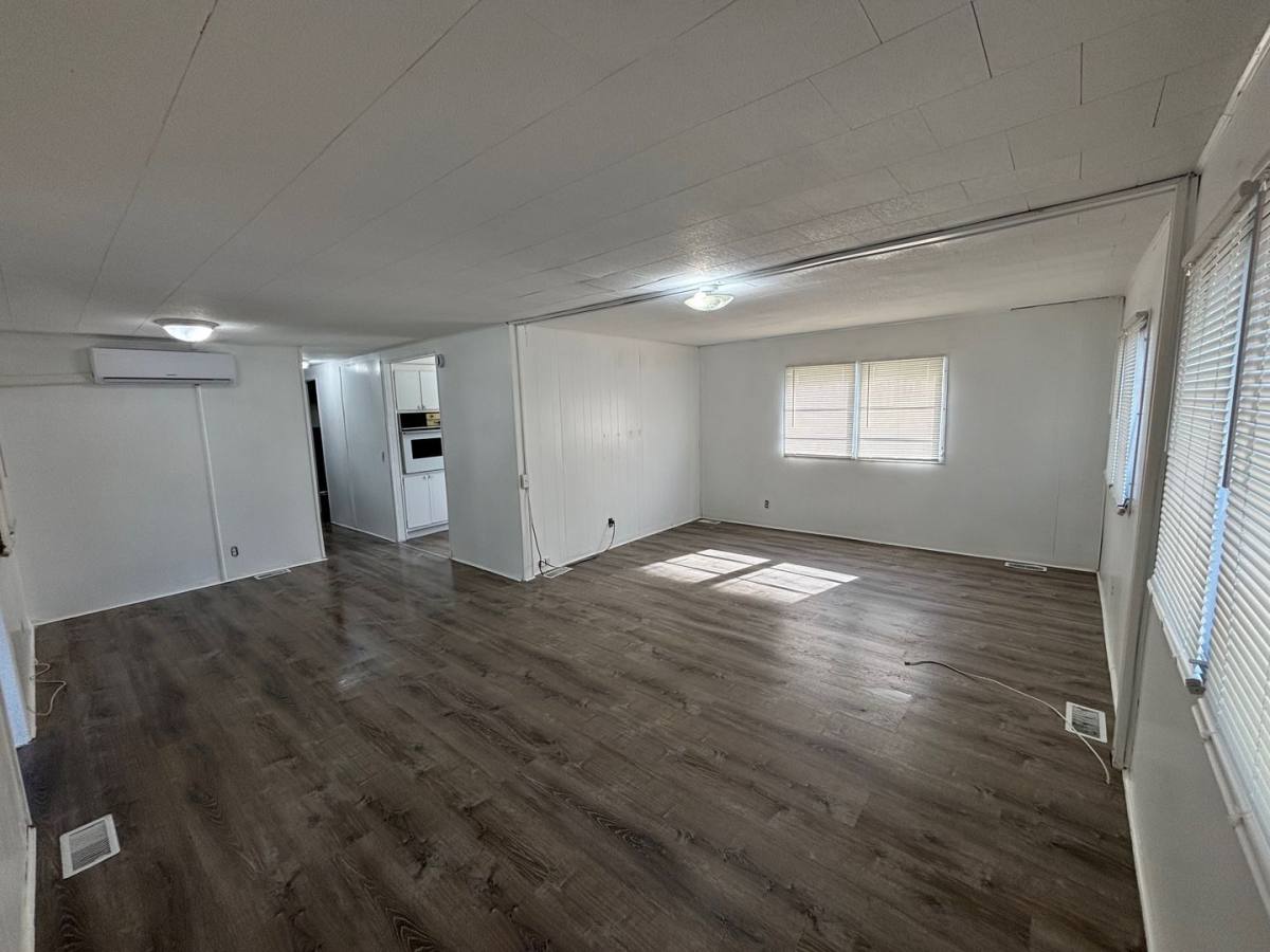 Apartment for rent at 106 52nd Ave Plaza W, Bradenton, FL 34207